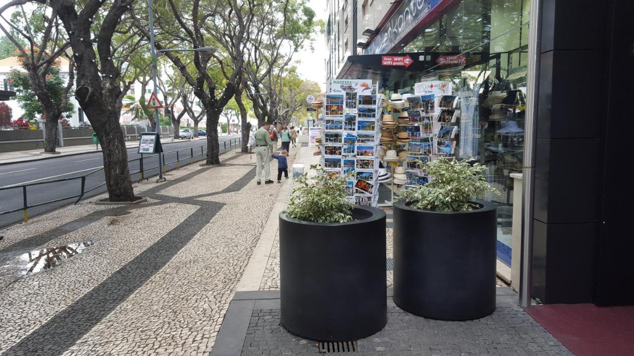 Astro Madeira Apartments フンシャル エクステリア 写真